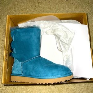 Bailey Bow Uggs